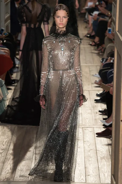 Look 51
